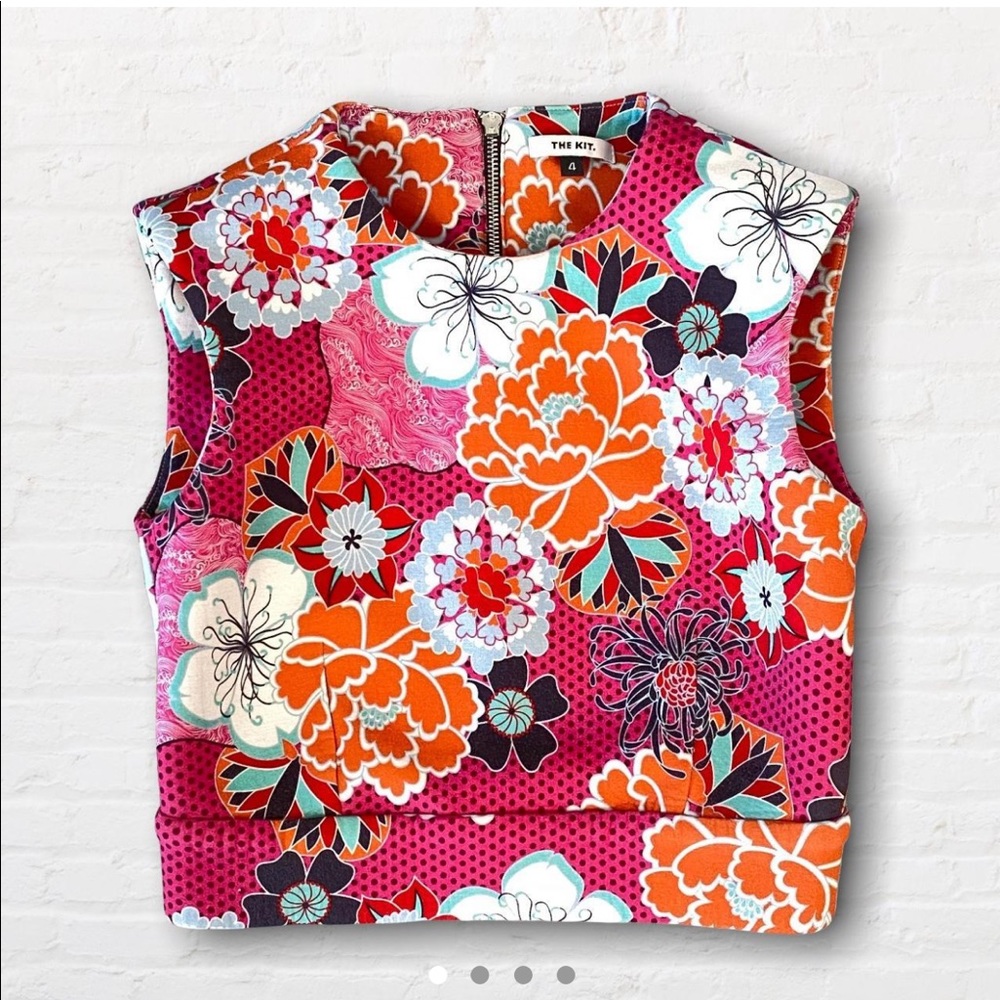 The Kit Retro Mod Floral Print Crop Top